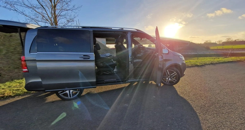 Mercedes-Benz Klasa V cena 212000 przebieg: 110000, rok produkcji 2017 z Bieżuń małe 529